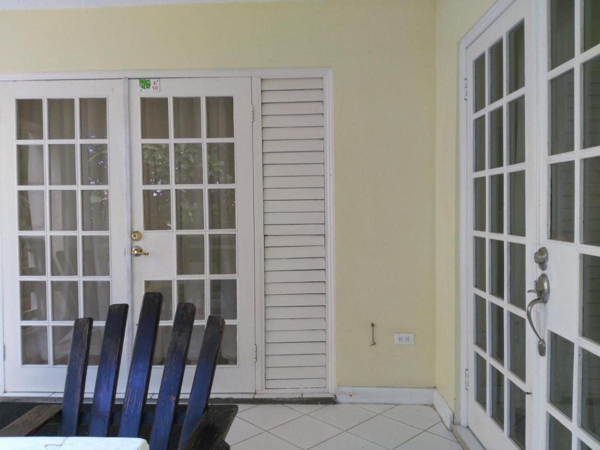 Mystic Ridge Apt 2 Plus 6 オーチョ・リオス エクステリア 写真